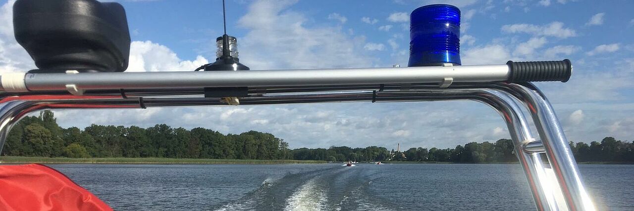 Rettungsboot in Fahrt